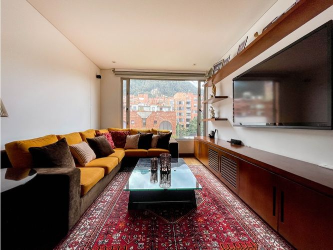Apartamento de 3 alcobas en venta en Los Rosales, Bogotá, 342 m² · foto 16 de 24