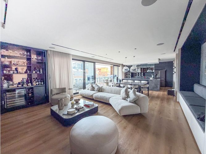Apartamento de 4 alcobas en venta en Chicó Navarra, Bogotá, 321 m² · foto 7 de 22