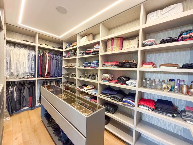 Apartamento de 4 alcobas en venta en Chicó Navarra, Bogotá, 321 m² · foto 12 de 22