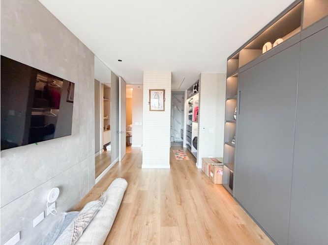 Apartamento de 4 alcobas en venta en Chicó Navarra, Bogotá, 321 m² · foto 22 de 22