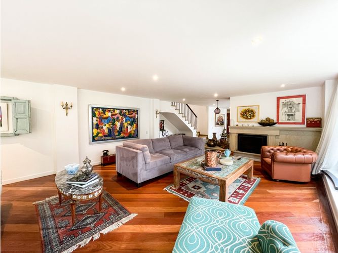 Apartamento de 3 alcobas en venta en El Refugio Ii, Bogotá, 340 m² · foto 3 de 21
