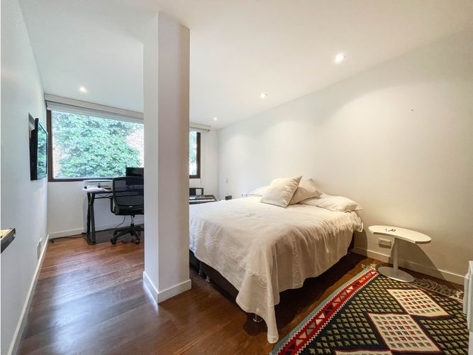 Apartamento de 3 alcobas en venta en El Refugio Ii, Bogotá, 340 m² · foto 11 de 21
