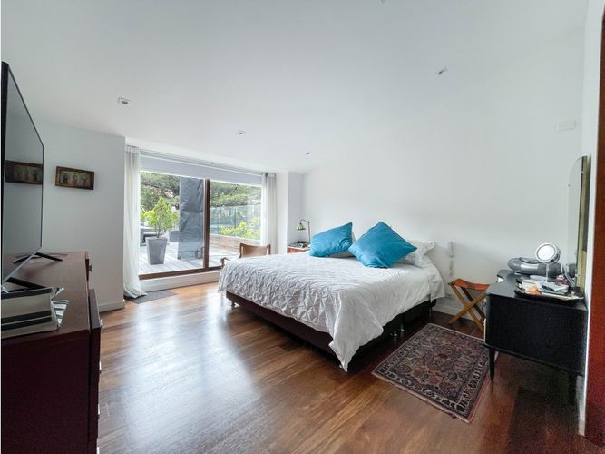 Apartamento de 3 alcobas en venta en El Refugio Ii, Bogotá, 340 m² · foto 17 de 21