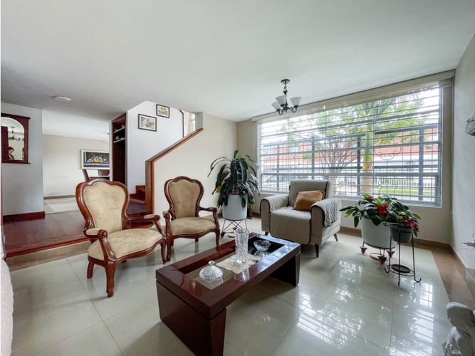 Casa de 4 alcobas en venta en Pontevedra, Bogotá, 154 m² · foto 8 de 22