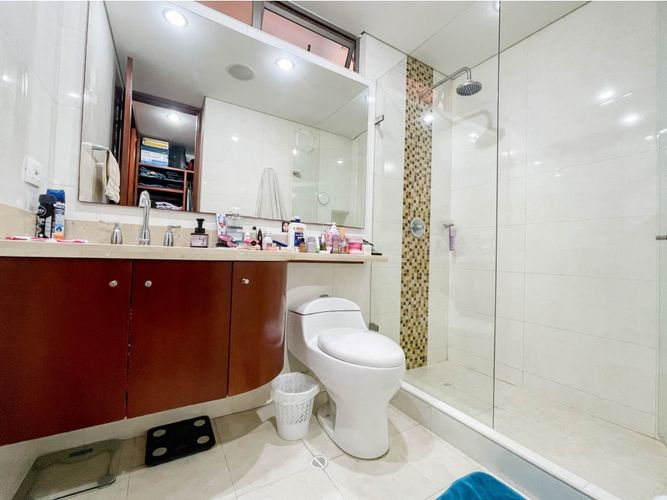 Apartamento de 3 alcobas en venta en Usaquen, Bogotá, 151 m² · foto 16 de 24