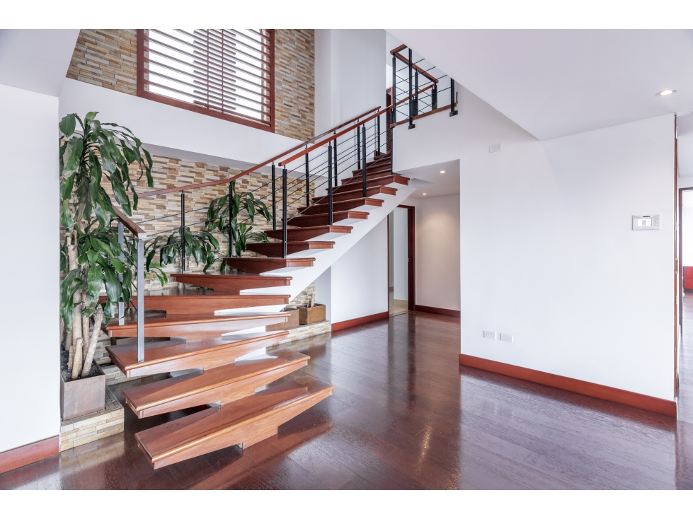 Apartamento en venta en Santa Barbara Alta, Bogotá · foto 3 de 24