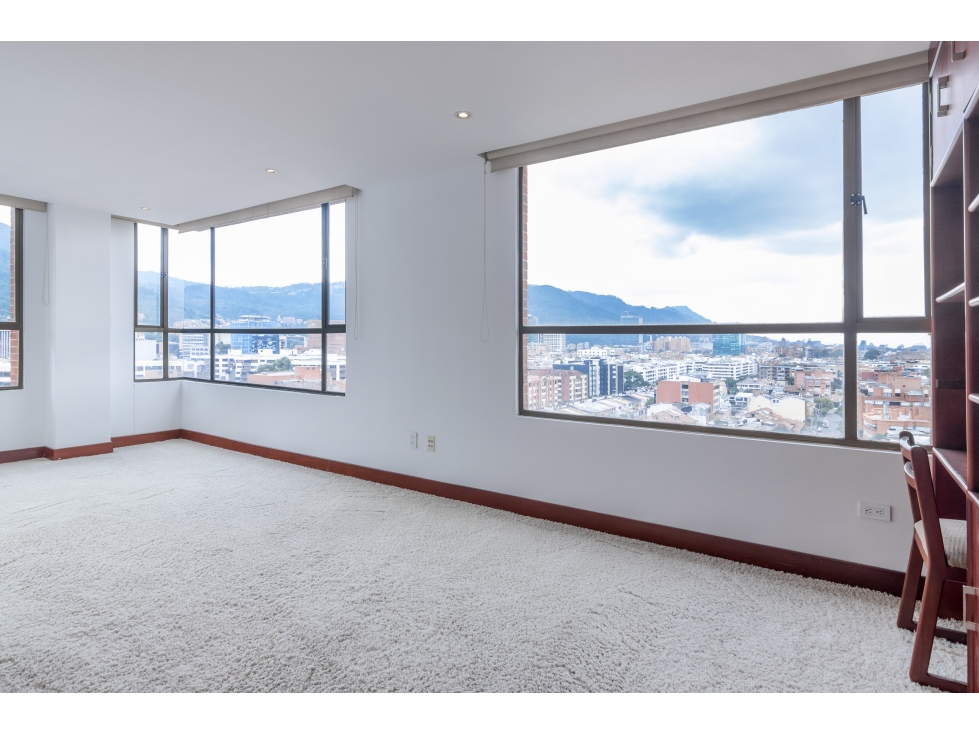 Apartamento en venta en Santa Barbara Alta, Bogotá · foto 6 de 24