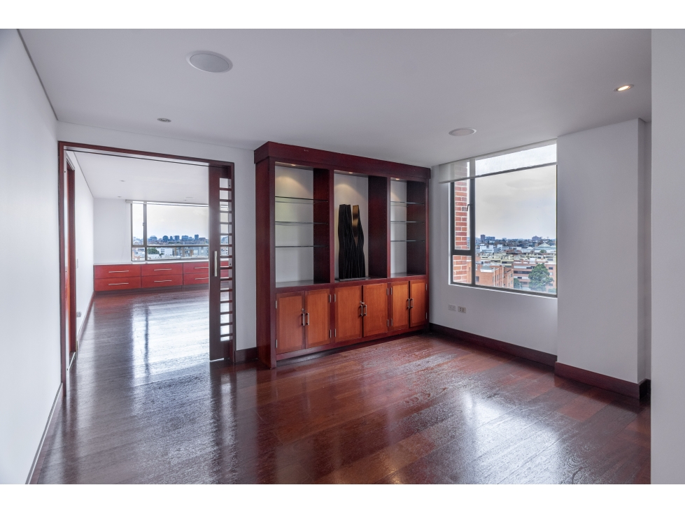 Apartamento en venta en Santa Barbara Alta, Bogotá · foto 8 de 24