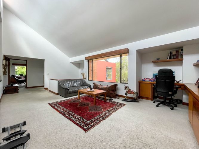 Casa de 4 alcobas en venta en Guaymaral, Bogotá, 406 m² · foto 12 de 24