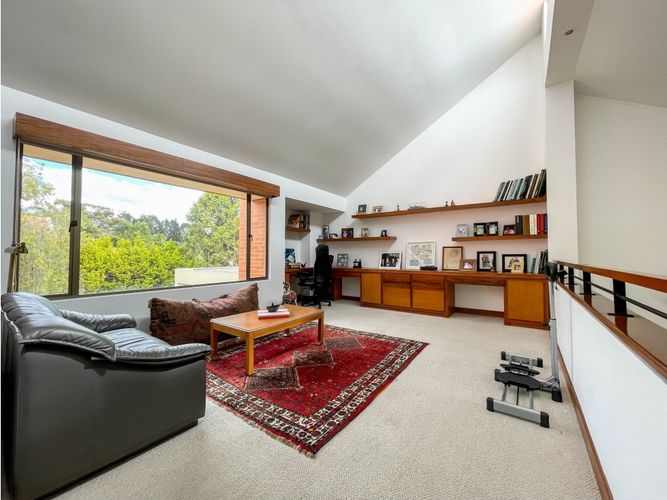 Casa de 4 alcobas en venta en Guaymaral, Bogotá, 406 m² · foto 14 de 24