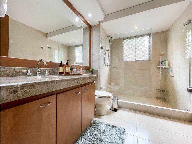 Casa de 4 alcobas en venta en Guaymaral, Bogotá, 406 m² · foto 15 de 24