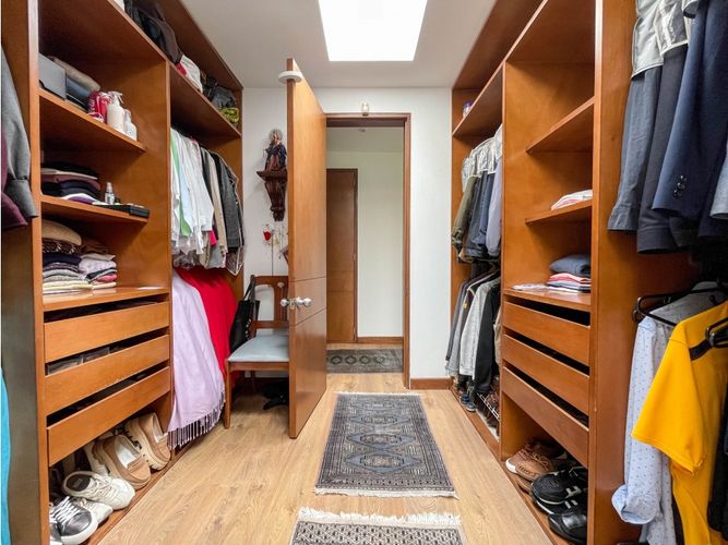Casa de 4 alcobas en venta en Guaymaral, Bogotá, 406 m² · foto 23 de 24
