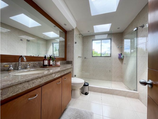 Casa de 4 alcobas en venta en Guaymaral, Bogotá, 406 m² · foto 24 de 24