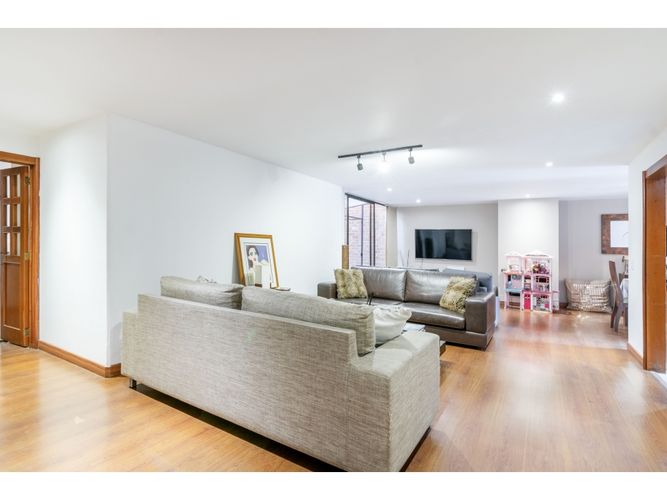 Apartamento en venta en El Nogal, Bogotá · foto 3 de 22