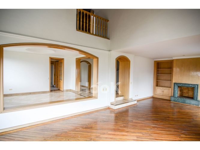 Apartamento en venta en Los Lagartos, Bogotá · foto 3 de 19
