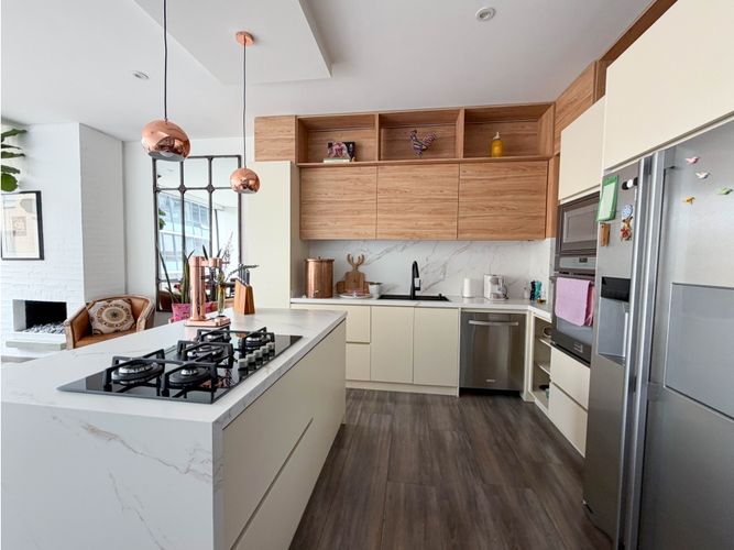 Apartamento de 2 alcobas en venta en La Cabrera, Bogotá, 131 m² · foto 5 de 15