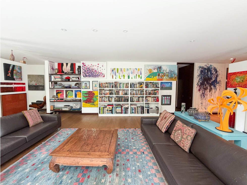 Apartamento en venta en Chico Norte, Bogotá · foto 4 de 24