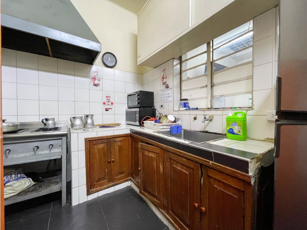Casa en venta en Quinta Camacho, Bogotá · foto 4 de 18