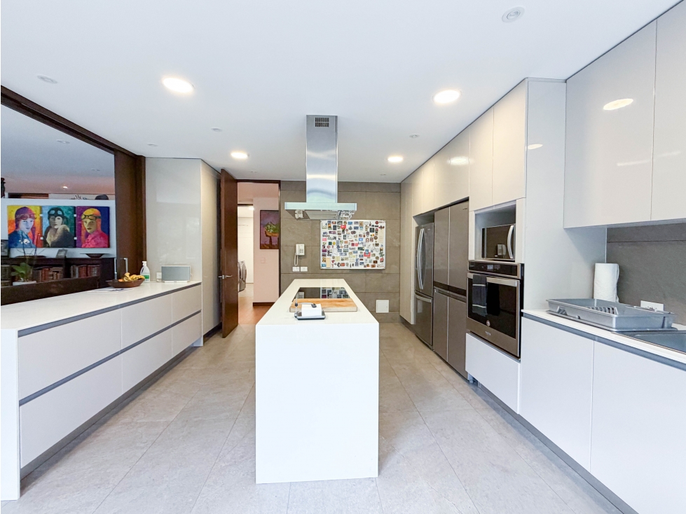 Apartamento en venta en Chico Norte, Bogotá · foto 8 de 24