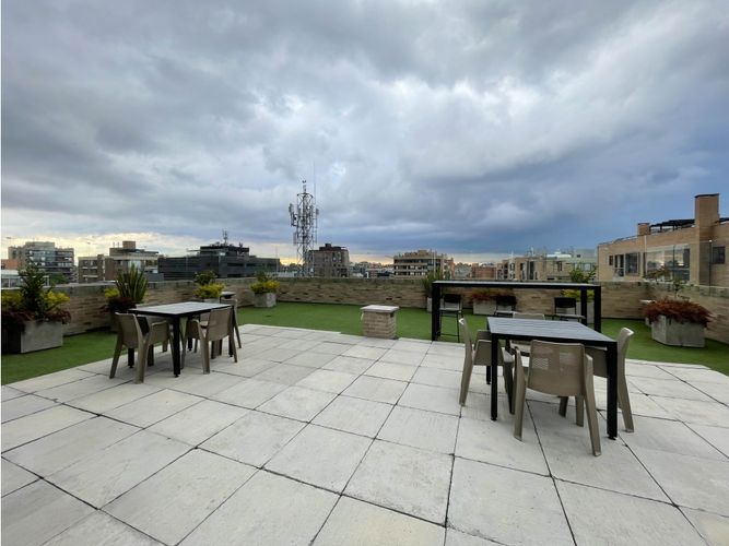 Apartaestudio en venta en Chico, Bogotá, 17 m² · foto 10 de 14