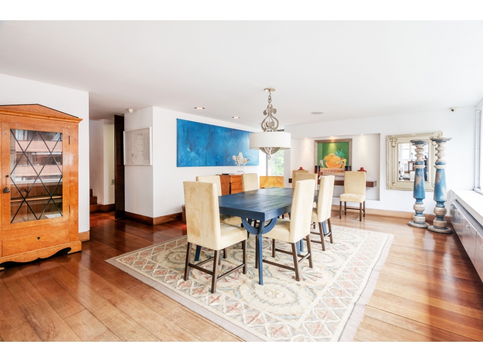 Apartamento en venta en Los Rosales, Bogotá · foto 8 de 24