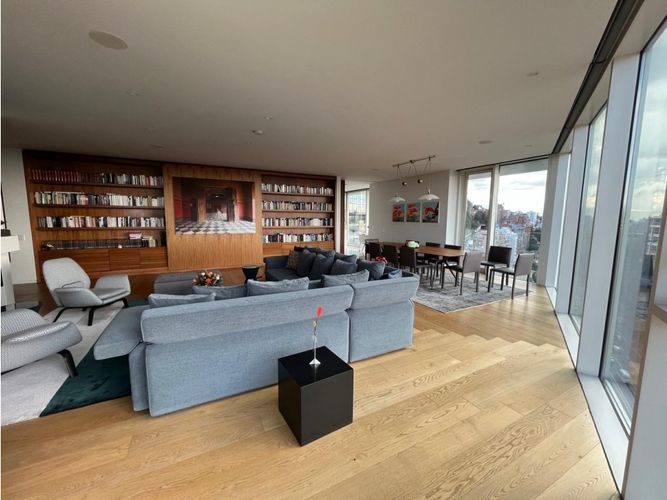 Apartamento de 3 alcobas en venta en Chico, Bogotá, 395 m² · foto 7 de 18