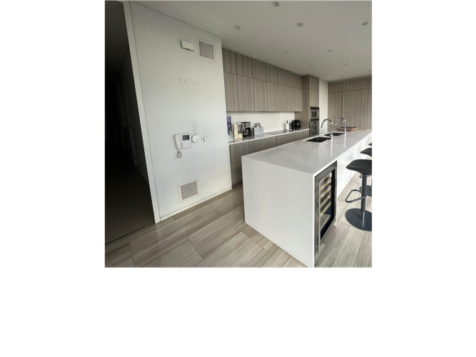 Apartamento de 3 alcobas en venta en Chico, Bogotá, 395 m² · foto 11 de 18