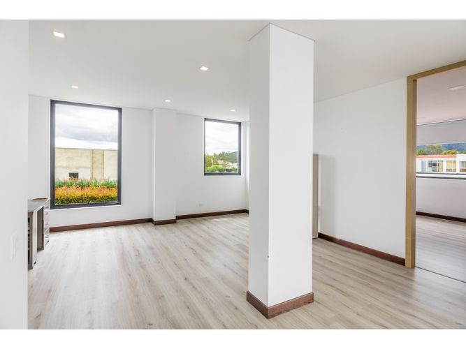 Apartaestudio en venta en Guaymaral, Bogotá, 400 m² · foto 9 de 24