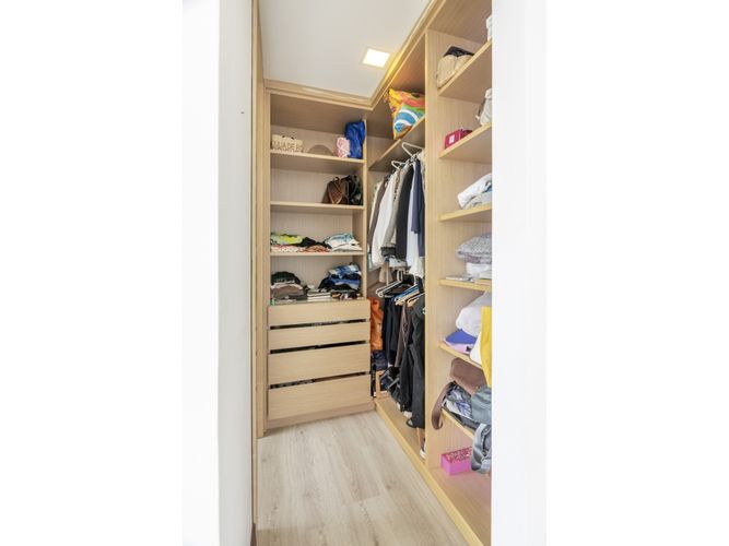 Apartaestudio en venta en Guaymaral, Bogotá, 400 m² · foto 18 de 24