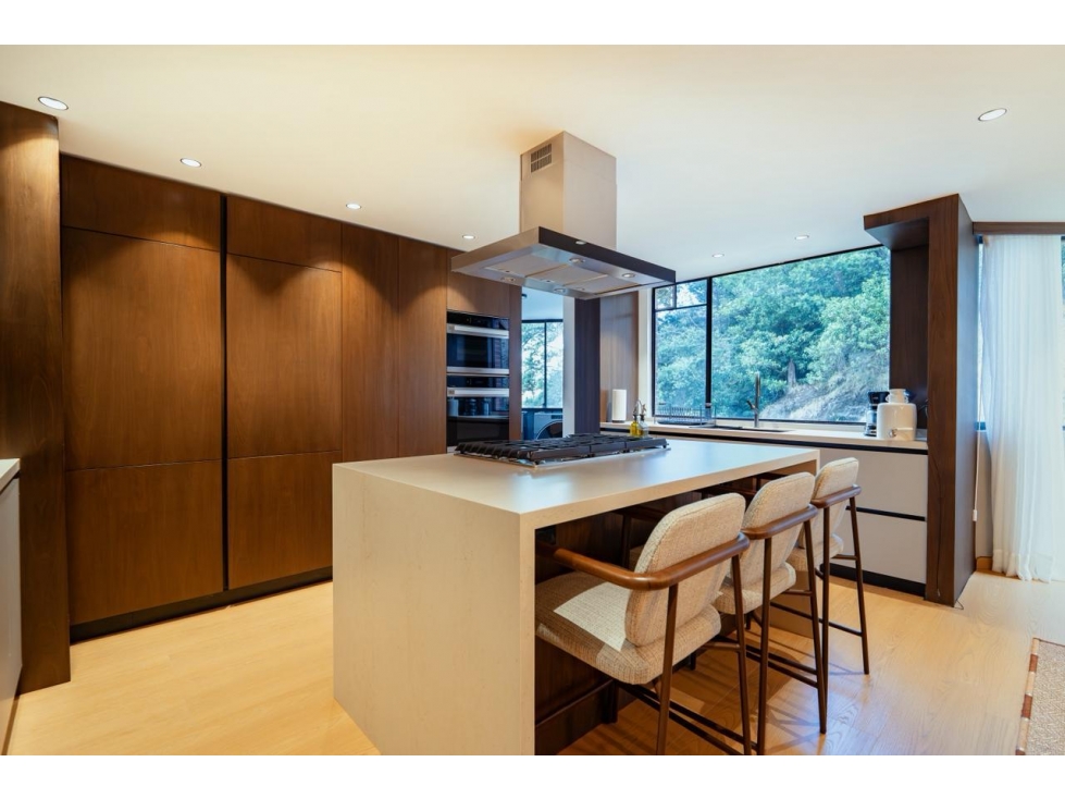 Apartamento en venta en Los Rosales, Bogotá · foto 7 de 14