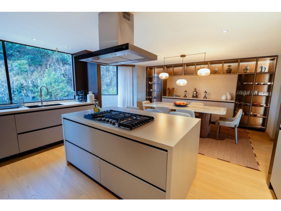 Apartamento en venta en Los Rosales, Bogotá · foto 9 de 14