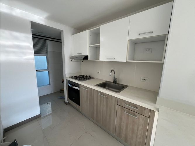 Apartamento de 3 alcobas en venta en La Flora, Cali, 71 m² · foto 2 de 16