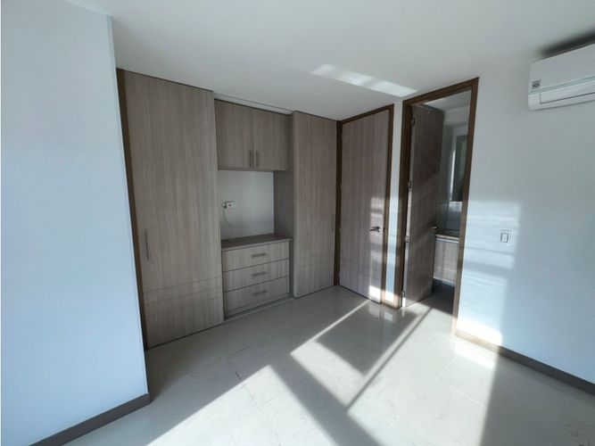 Apartamento de 3 alcobas en venta en La Flora, Cali, 71 m² · foto 7 de 16