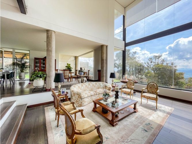 Casa de 4 alcobas en venta en Mercenario, Chía, 410 m² · foto 3 de 24