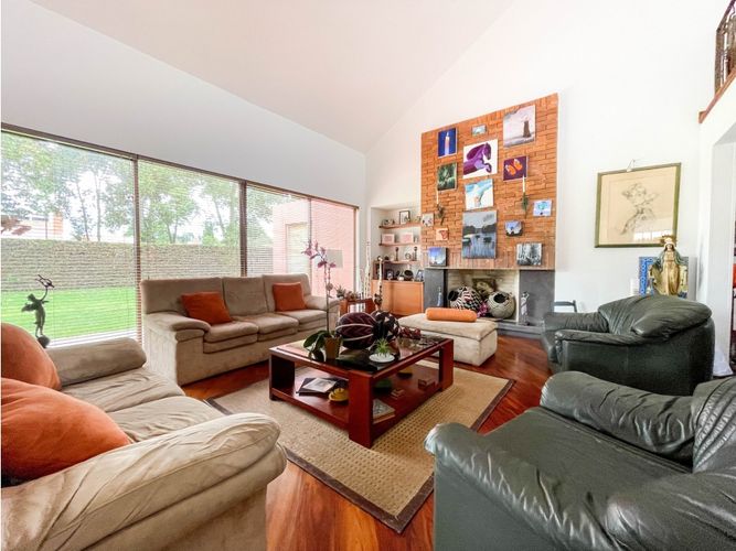 Casa en venta en Guaymaral, Bogotá · foto 3 de 15
