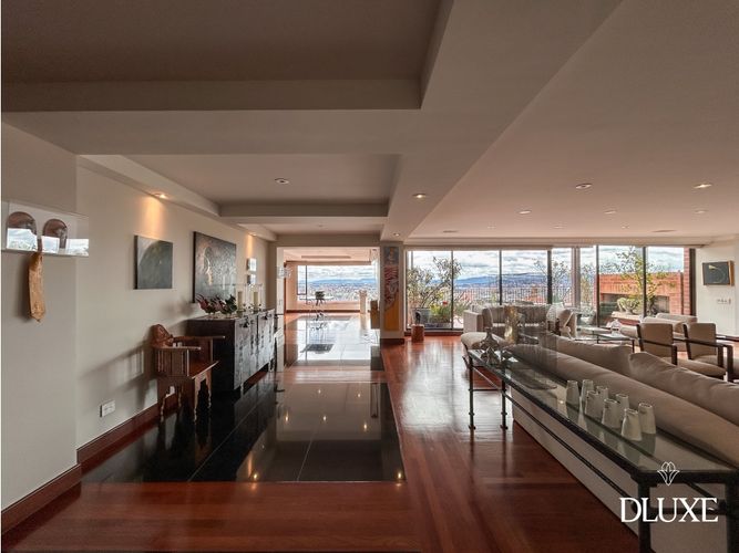 Apartamento de 4 alcobas en venta en Los Rosales, Bogotá, 730 m² · foto 11 de 24