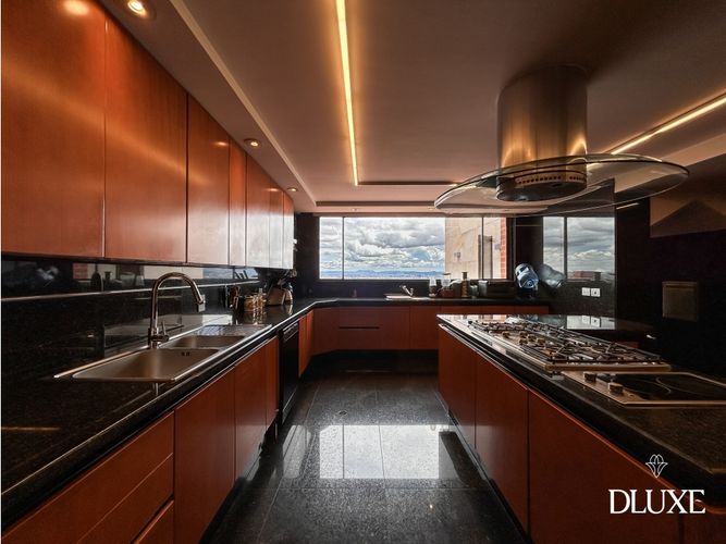 Apartamento de 4 alcobas en venta en Los Rosales, Bogotá, 730 m² · foto 17 de 24