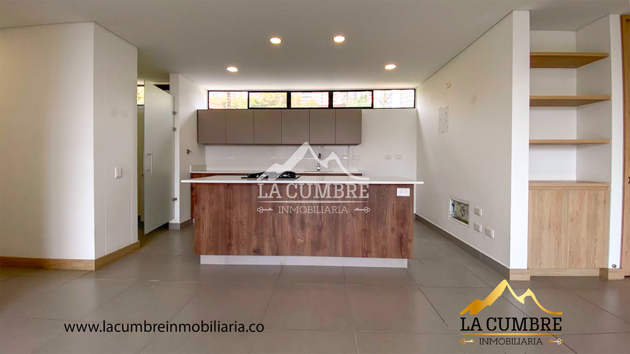 Apartamento de 3 alcobas en arriendo en La Calera, Medellín, 127 m² · foto 3 de 18