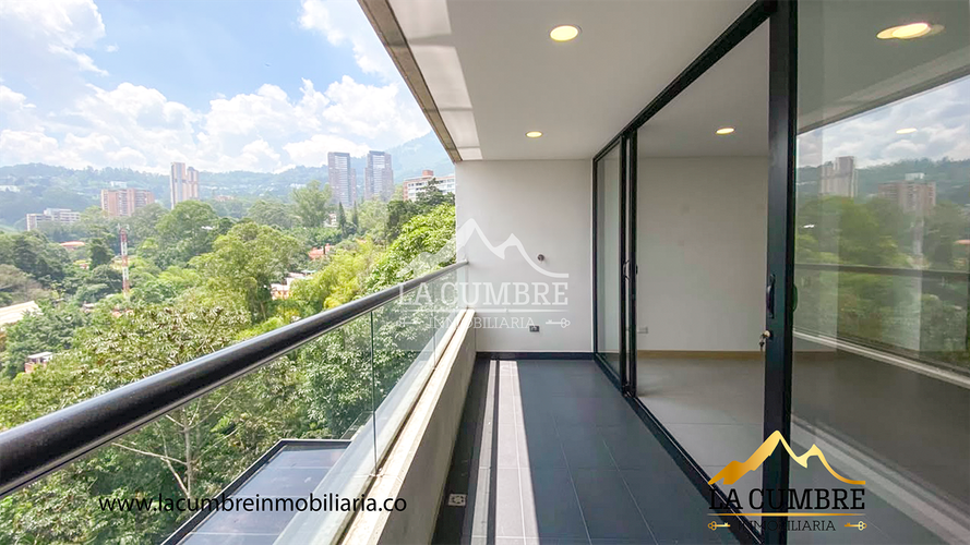 Apartamento de 3 alcobas en arriendo en La Calera, Medellín, 127 m² · foto 5 de 18