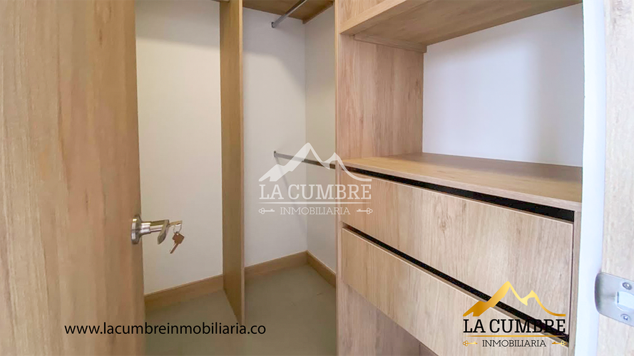 Apartamento de 3 alcobas en arriendo en La Calera, Medellín, 127 m² · foto 10 de 18