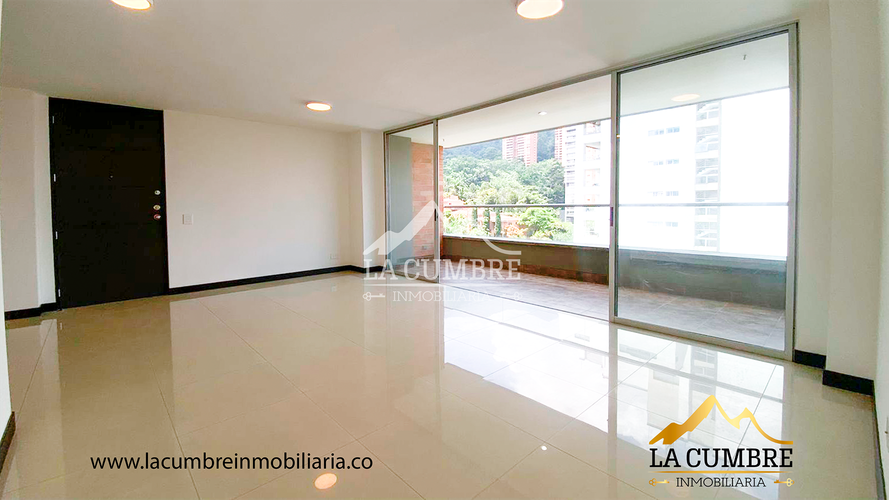 Apartamento de 3 alcobas en arriendo en La Calera, Medellín, 120 m² · foto 3 de 14