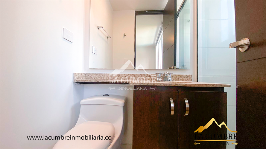 Apartamento de 3 alcobas en arriendo en La Calera, Medellín, 120 m² · foto 12 de 14