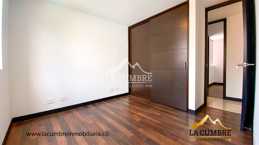 Apartamento de 3 alcobas en arriendo en La Calera, Medellín, 120 m² · foto 13 de 14