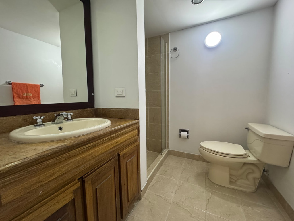 Apartamento en arriendo en Santa Maria De Los Angeles, Medellín · foto 9 de 16