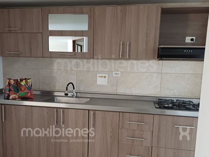 Apartamento de 3 alcobas en venta en San Antonio, Guarne, 86 m² · foto 2 de 21