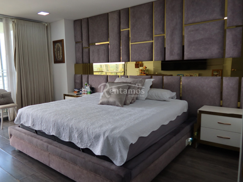 Apartamento en arriendo en El Poblado, Medellín · foto 4 de 22