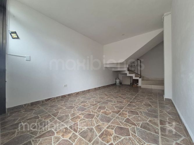 Apartamento de 5 alcobas en venta en El Carmen De Viboral, El Carmen de Viboral, 190 m² · foto 11 de 24
