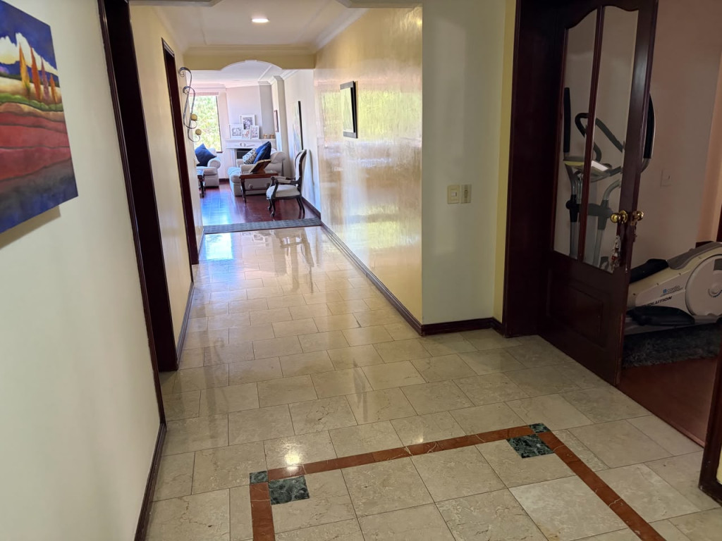 Apartamento en venta en La Calleja, Bogotá · foto 2 de 24
