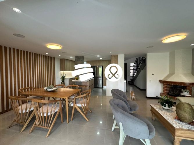 Casa de 4 alcobas en venta en Canto De Luna, Envigado, 267 m² · foto 9 de 24