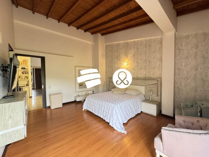 Casa de 4 alcobas en venta en Canto De Luna, Envigado, 267 m² · foto 17 de 24